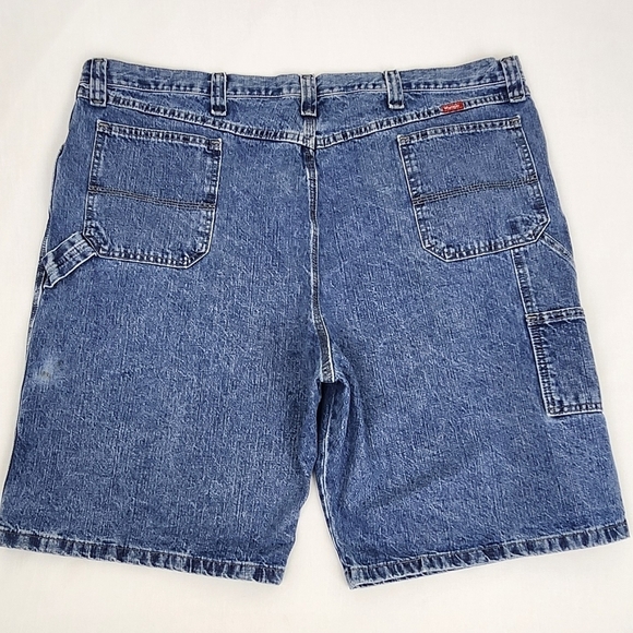 Wrangler Denim Carpenter Style Denim Shorts 100% Cotton. Size 46. - Picture 4 of 6